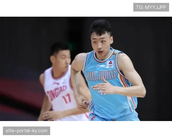 齐麟运动能力出色,防守端贡献与进攻终结平衡发展