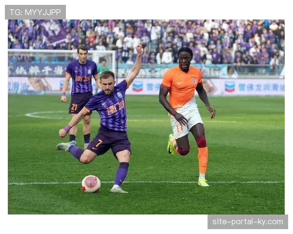 青岛海牛防守反击奏效 主场零封显战术纪律性